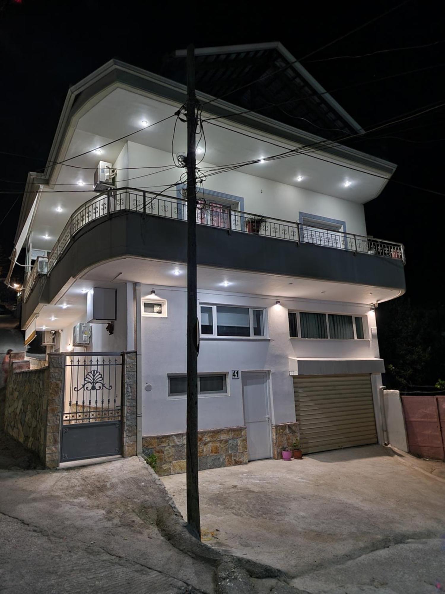Apartment Antigona ジロカストラ エクステリア 写真
