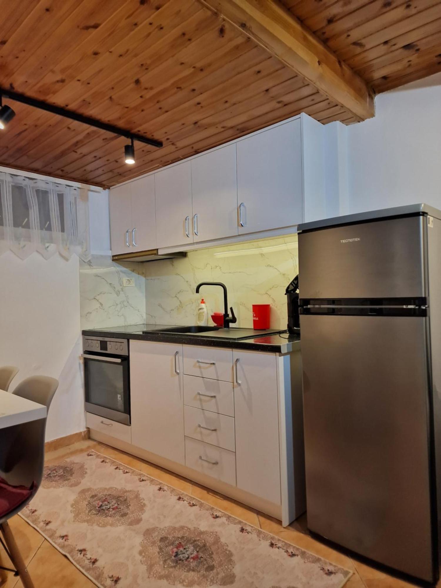 Apartment Antigona ジロカストラ エクステリア 写真